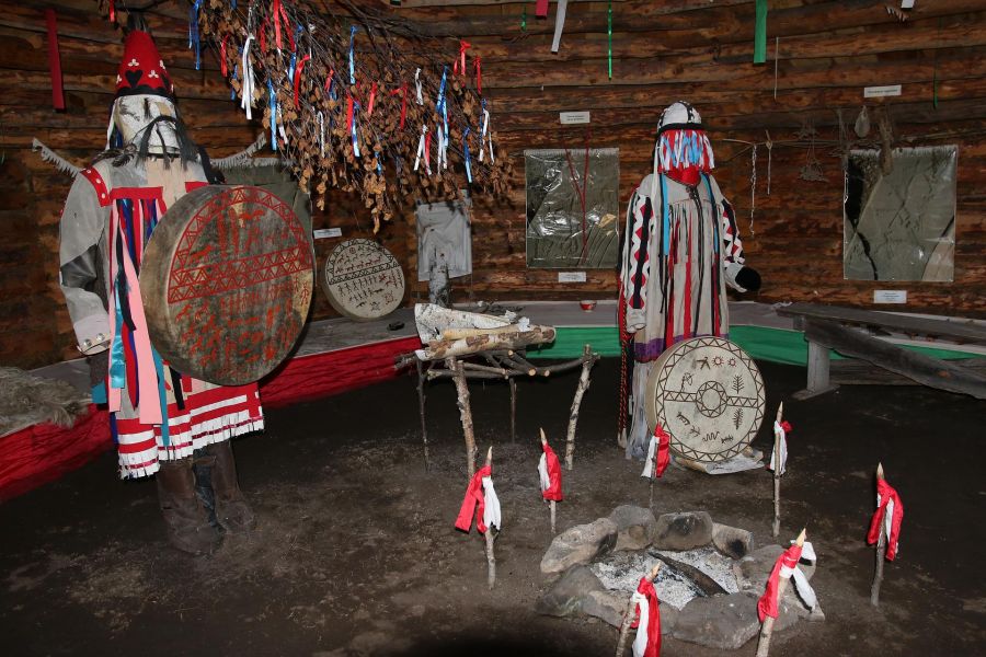 Кюг