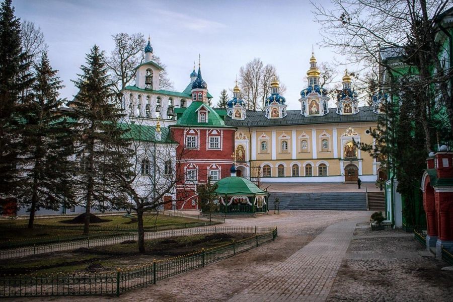 ПСКОВСКИЕ СТРАЖИ (2 дня) поездом из Москвы