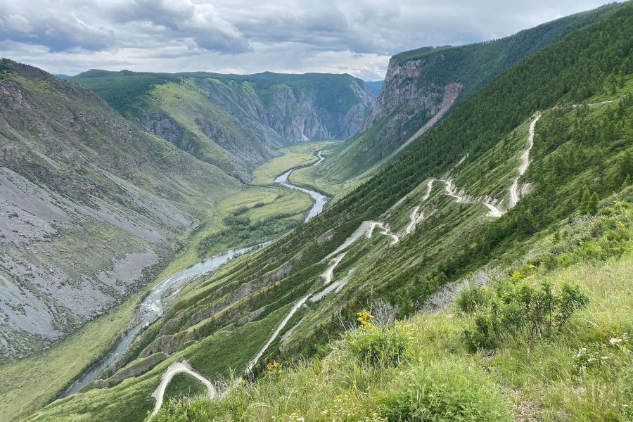 Супер-тур из Барнаула: Чуйский тракт, Чулышманская долина и ледник Актру!