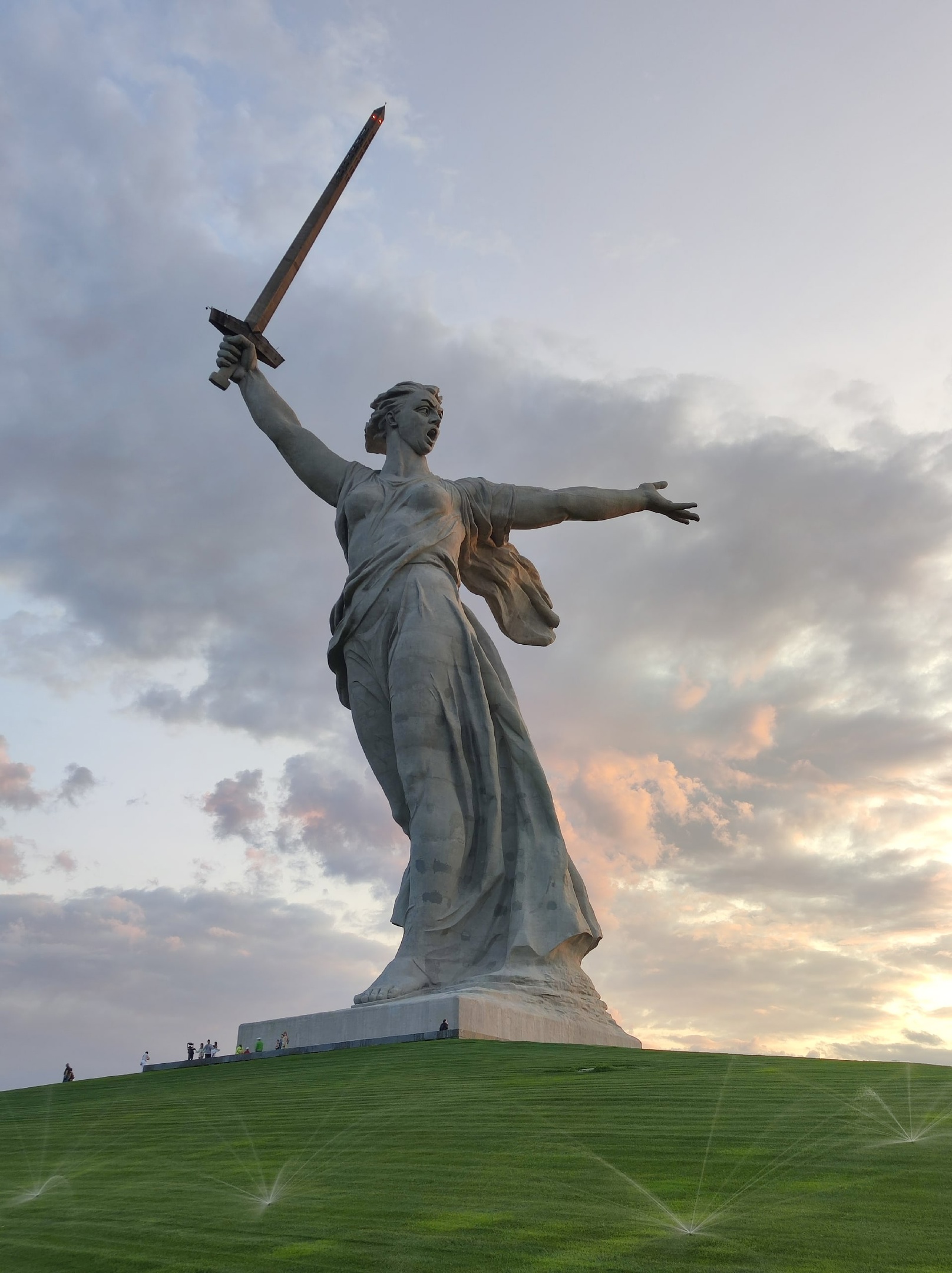 Июньские праздники - Туры в Волгоград