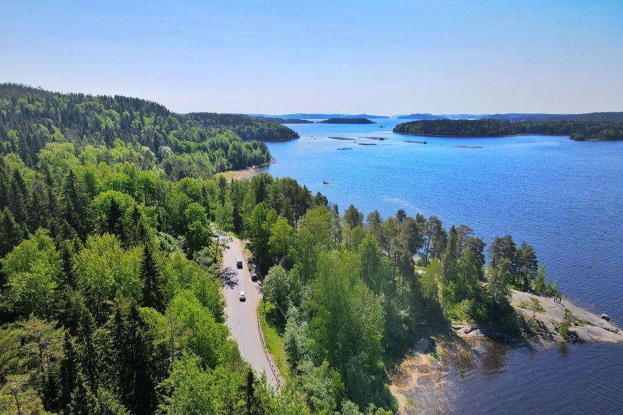 В Карелию на ретропоезде: водопады и Рускеала