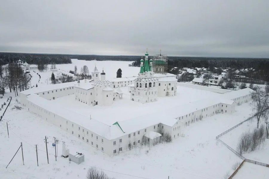 Большое путешествие по всей Карелии в Новый Год: водопады, Рускеала, Дед Мороз