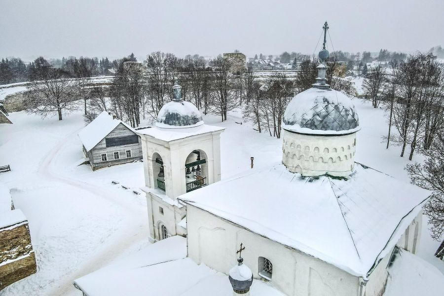 На Новогодние праздники в Псков - Изборск - Печоры