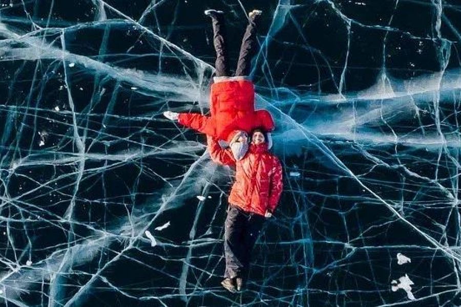 Лёд Байкала