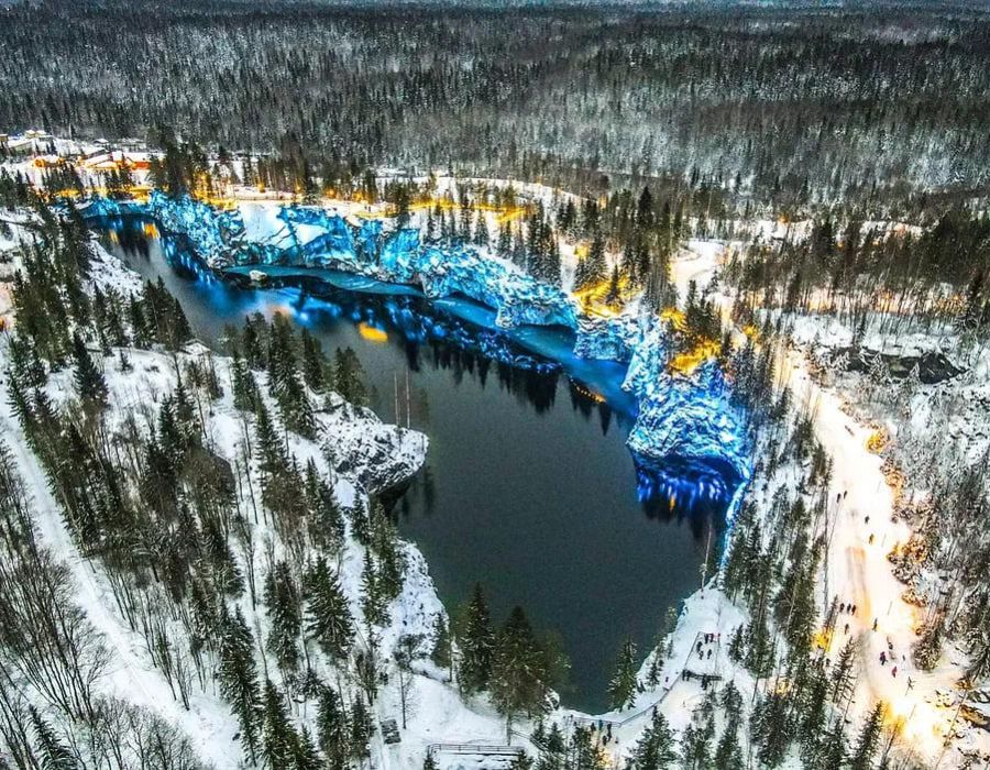 Новый Год в эко-Карелии за 3 дня: Дед Мороз Джухани, мраморный каньон Рускеала, долина водопадов и природный зоопарк!