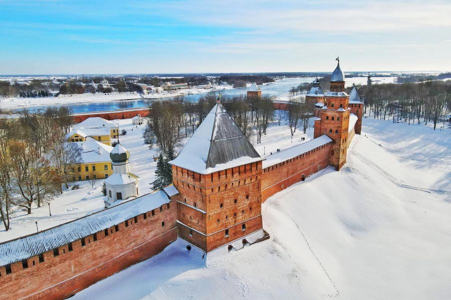 Новогодние город-курорт Старая Русса и Великий Новгород