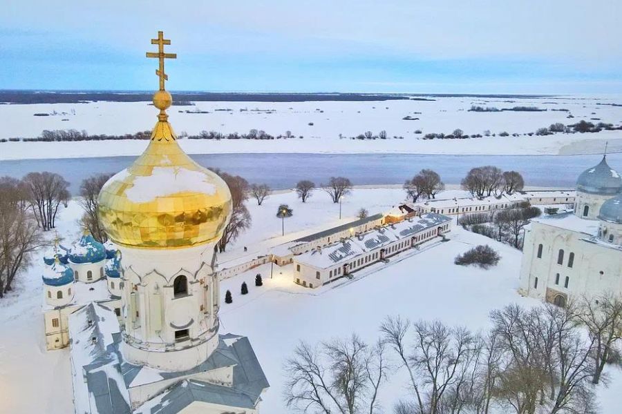 Новый Год по-новгородски: блистательная программа в Амакс Отеле
