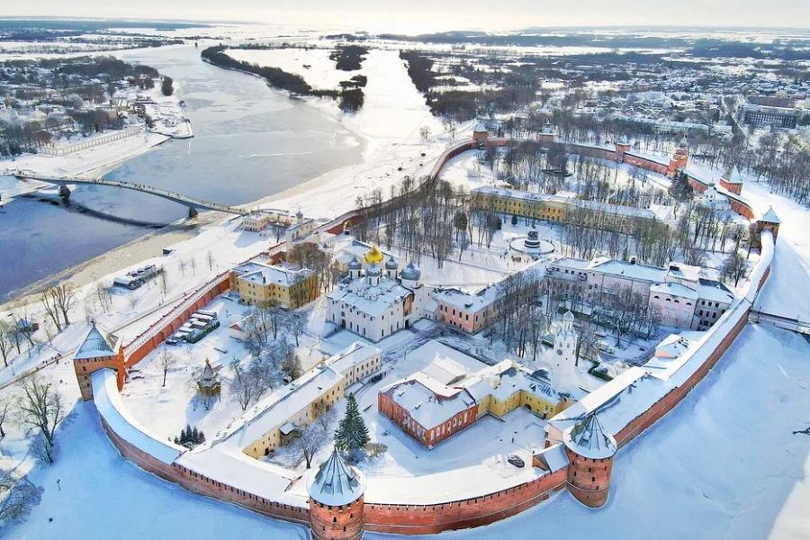 Новый Год по-новгородски: блистательная программа в Амакс Отеле