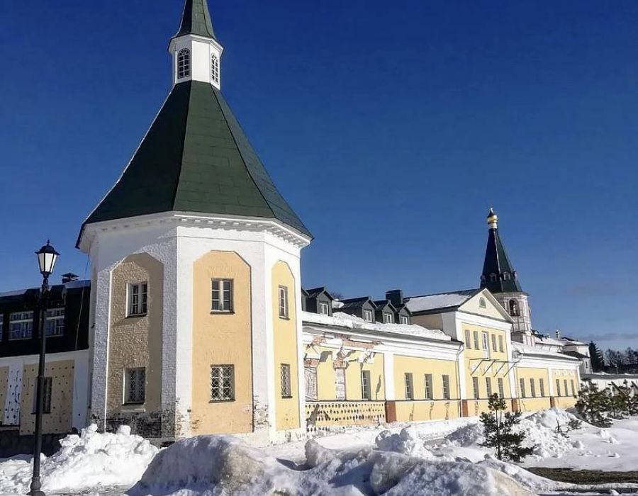 Новогодние сокровища двух городов: Валдай и Великий Новгород