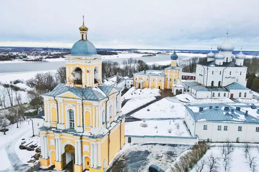Зимние чудеса: Великий Новгород, Псков, Изборск, Печоры за 3 дня