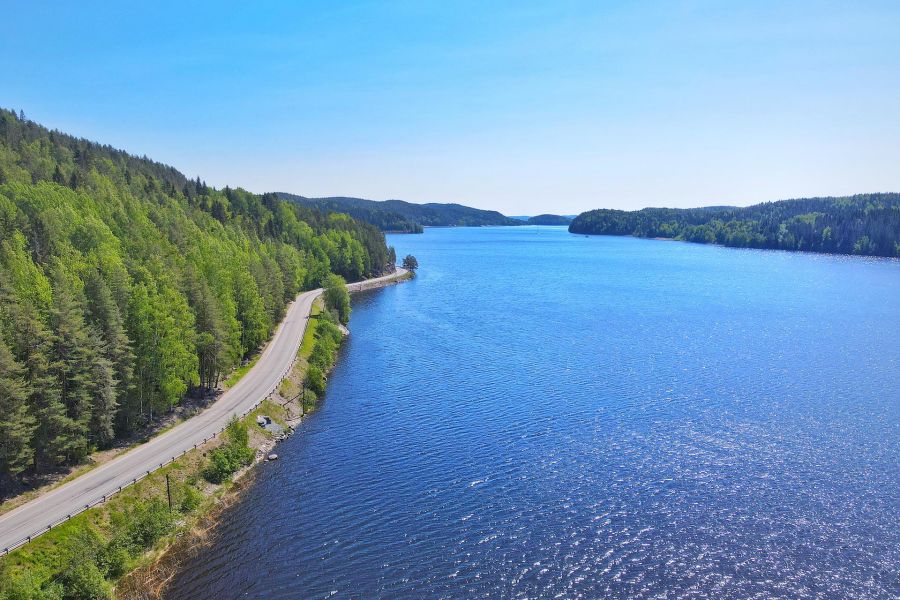 В Карелию на ретропоезде: водопады и Рускеала