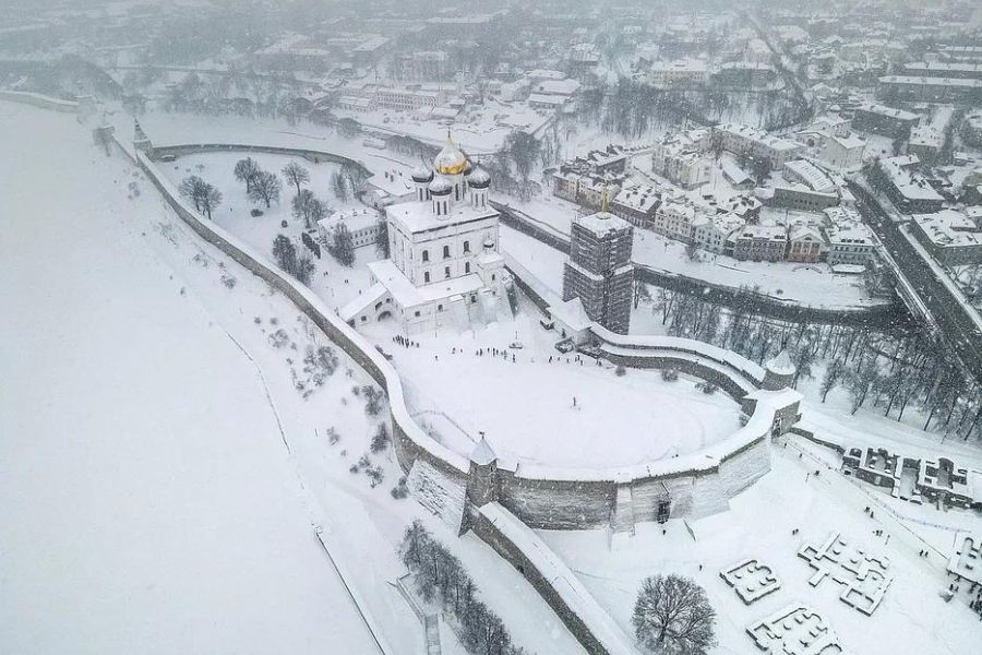 Зимние чудеса: Великий Новгород, Псков, Изборск, Печоры за 3 дня