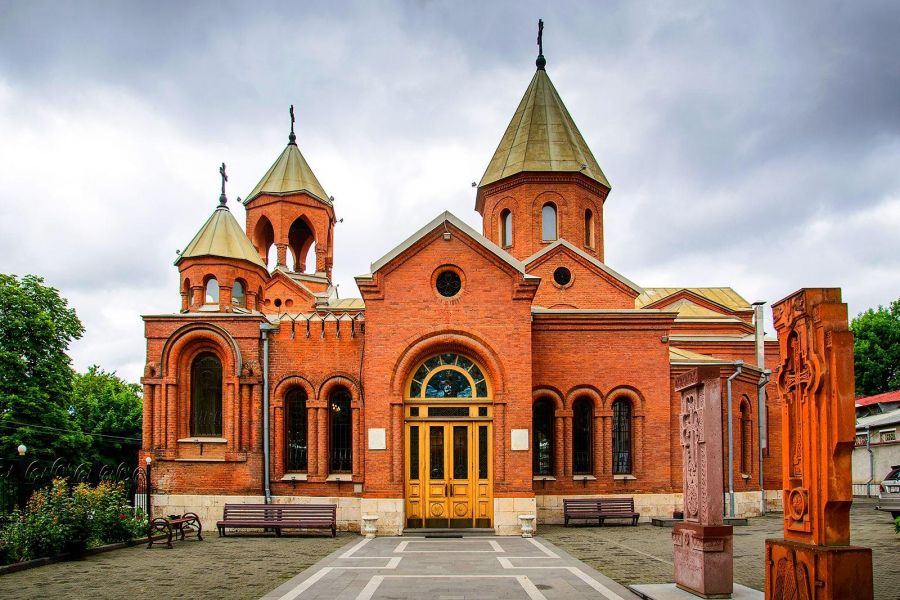 Краски Кавказа (заезды по ЧТ и ВС)
