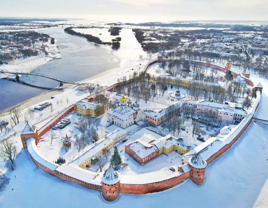 Новый Год по-новгородски: блистательная программа в Амакс Отеле