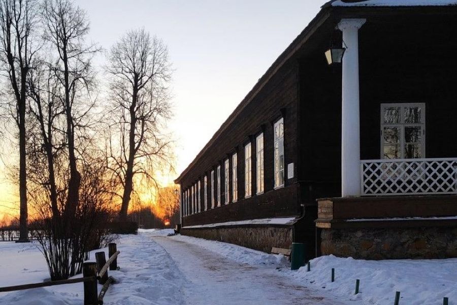 Ласточкой в Псков на Зимние каникулы