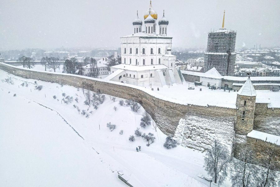 На Новогодние праздники в Псков - Изборск - Печоры