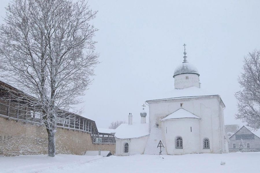 ПСКОВская РОЖДЕСТВЕНСКАЯ КЛАССИКА (3 дня) Ласточкой из Петербурга