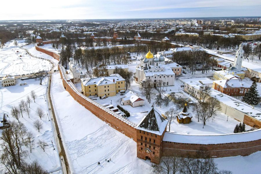 Новогодние сокровища двух городов: Валдай и Великий Новгород