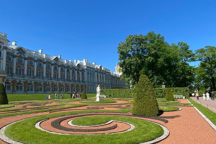Тур «Истории и тайны дворцов и парков Петербурга»